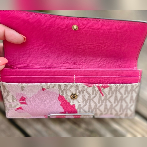 Michael Kors Jet Set Granita Floral Wallet euc - Picture 4 of 12